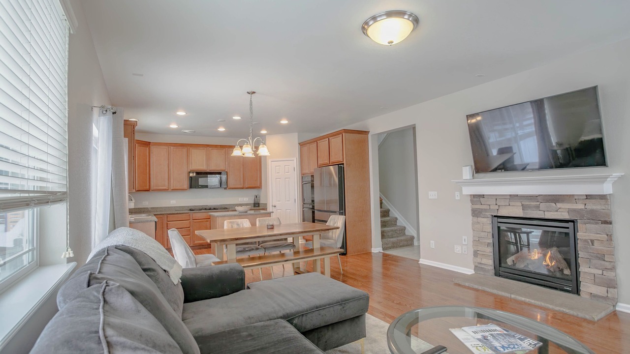 Photo of Livingroom in Aurora