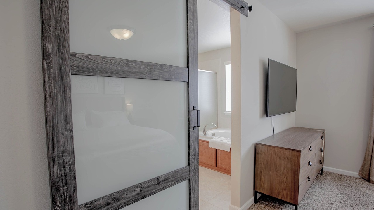 Photo of Bedroom in Aurora