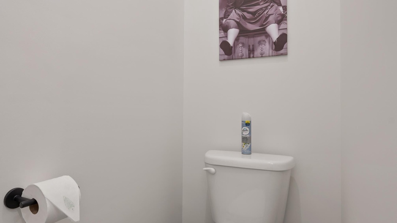 Photo of Bathroom in Boonville