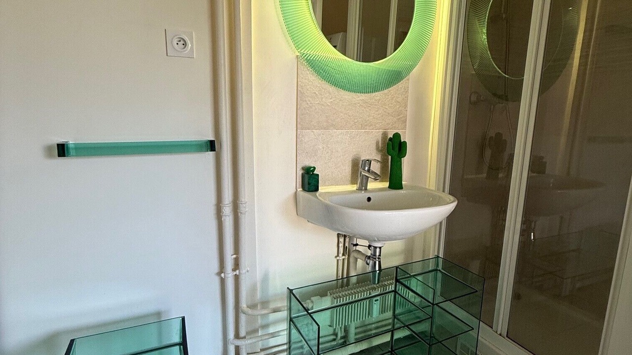 Photo of Bathroom in Auteuil