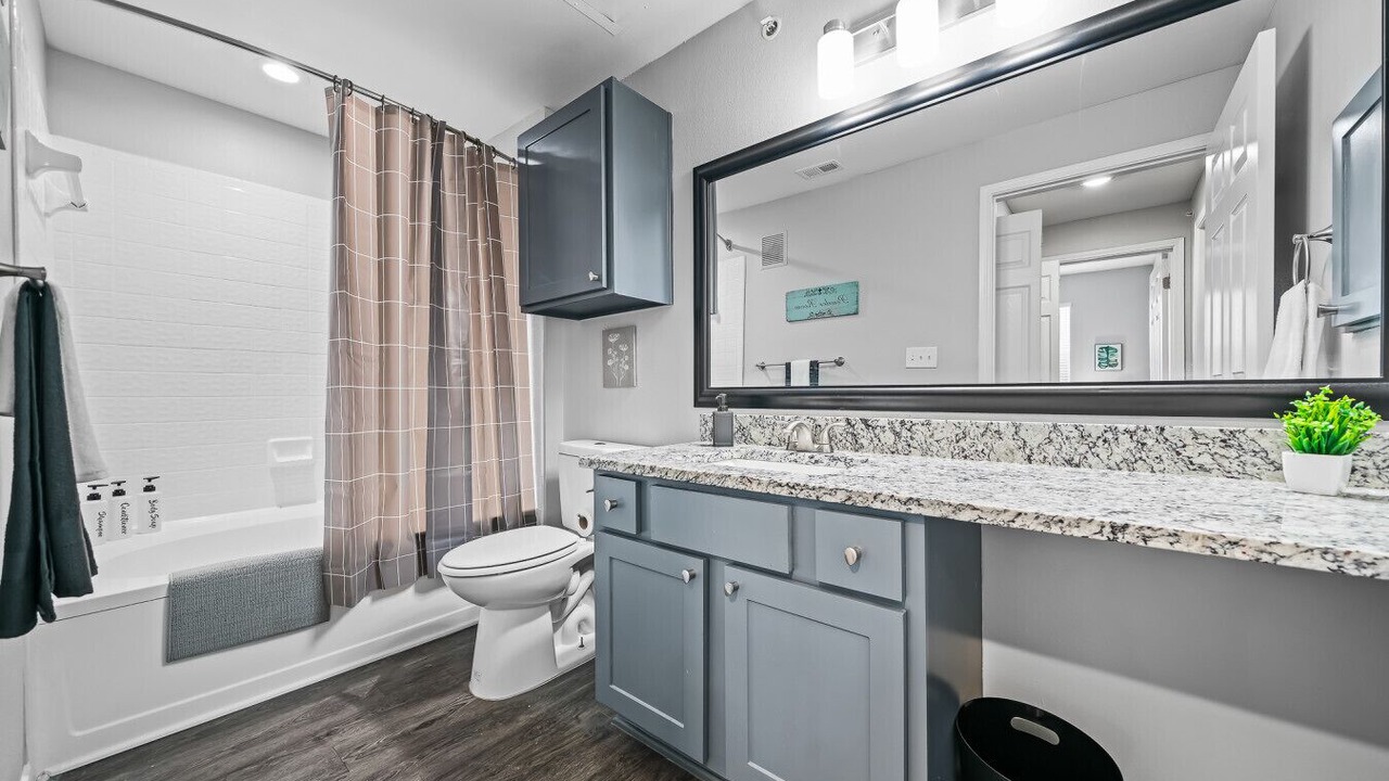 Photo of Bathroom in Fossil Creek