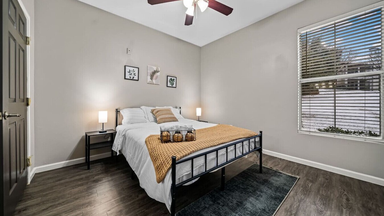 Photo of Bedroom in Fossil Creek
