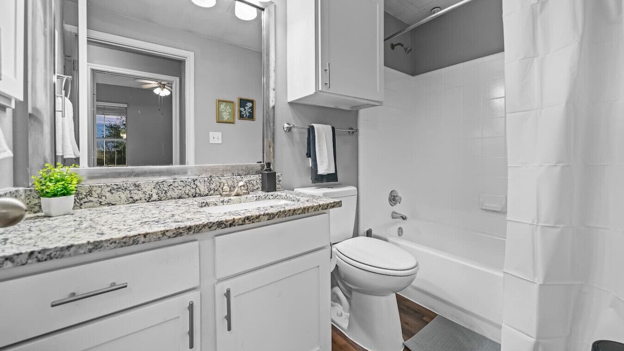 Photo of Bathroom in Fossil Creek