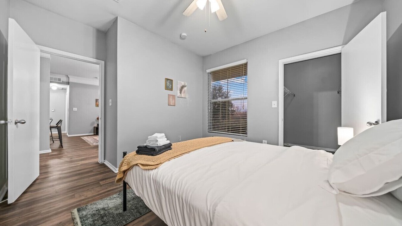 Photo of Bedroom in Fossil Creek