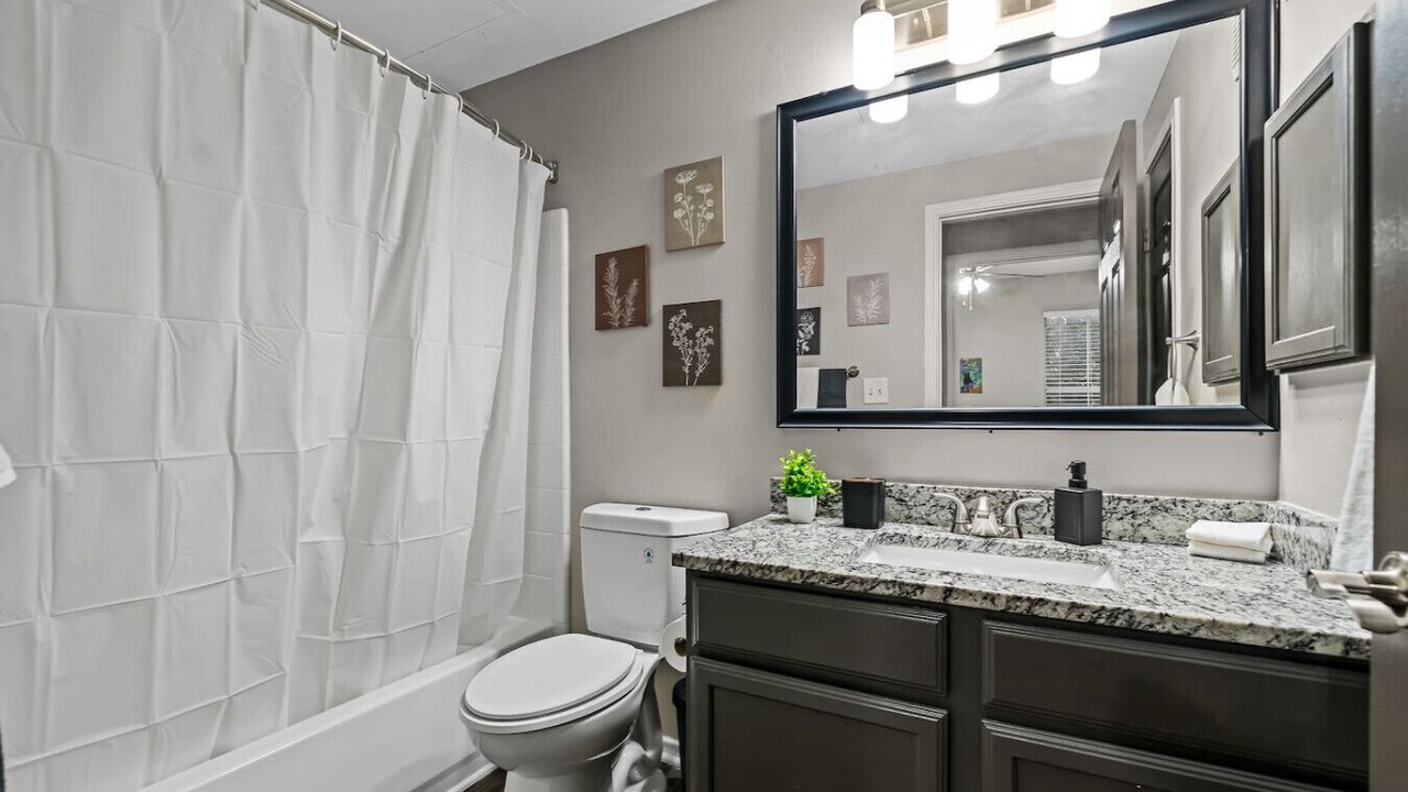 Photo of Bathroom in Fossil Creek