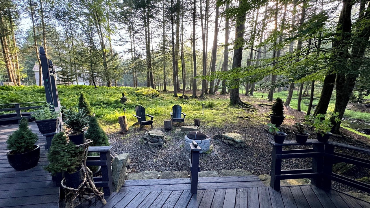 Photo of Others in Smallwood