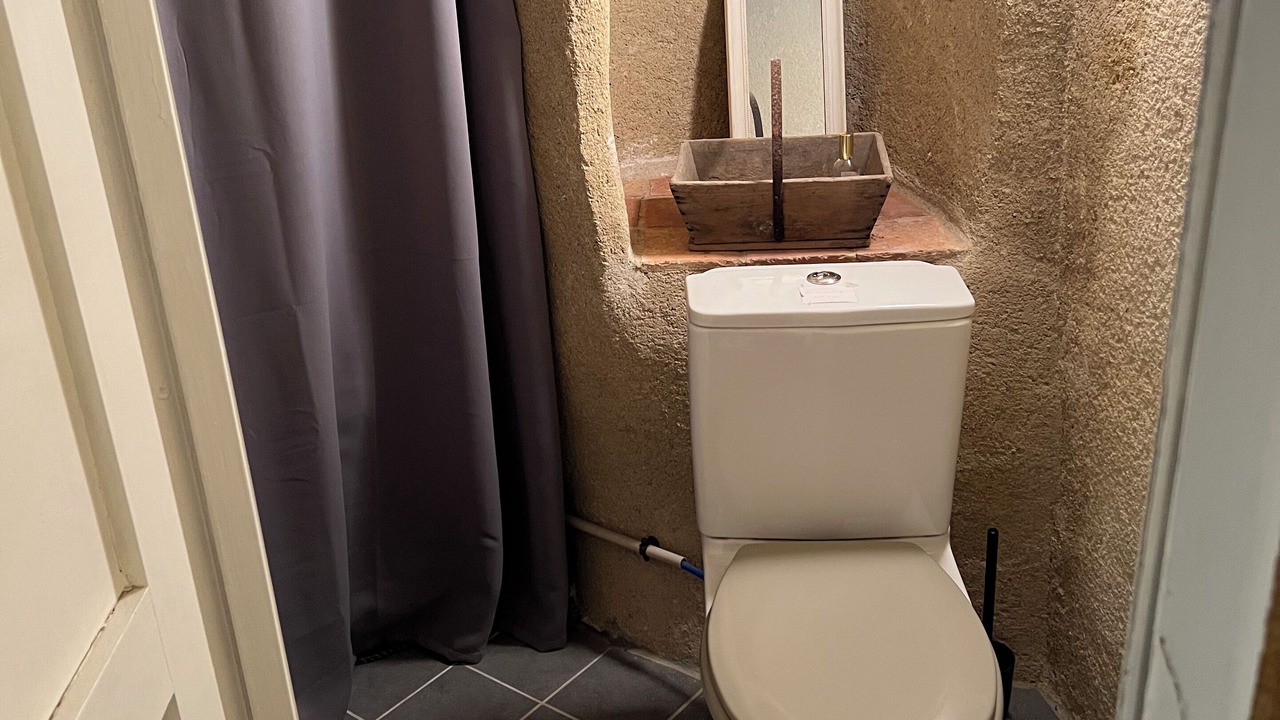 Photo of Bathroom in Doue-la-Fontaine