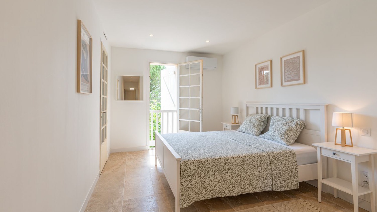 Photo of Bedroom in Limoux