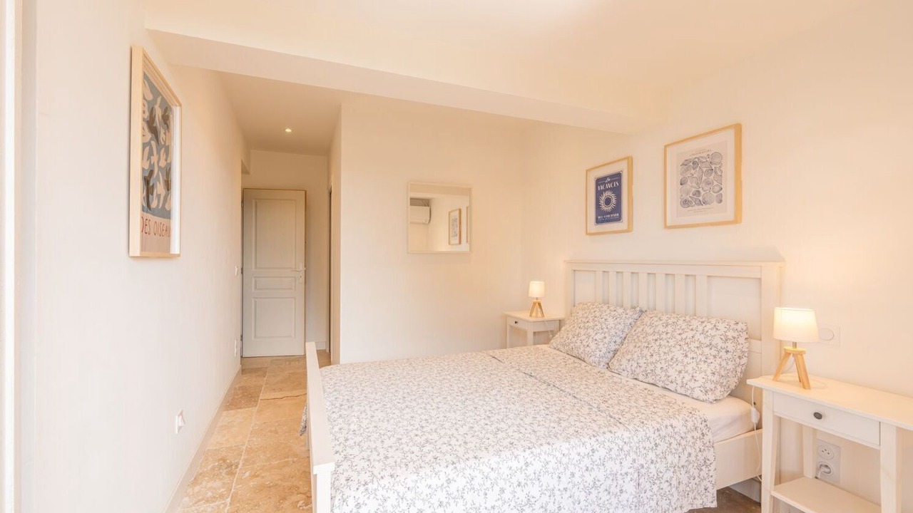 Photo of Bedroom in Limoux
