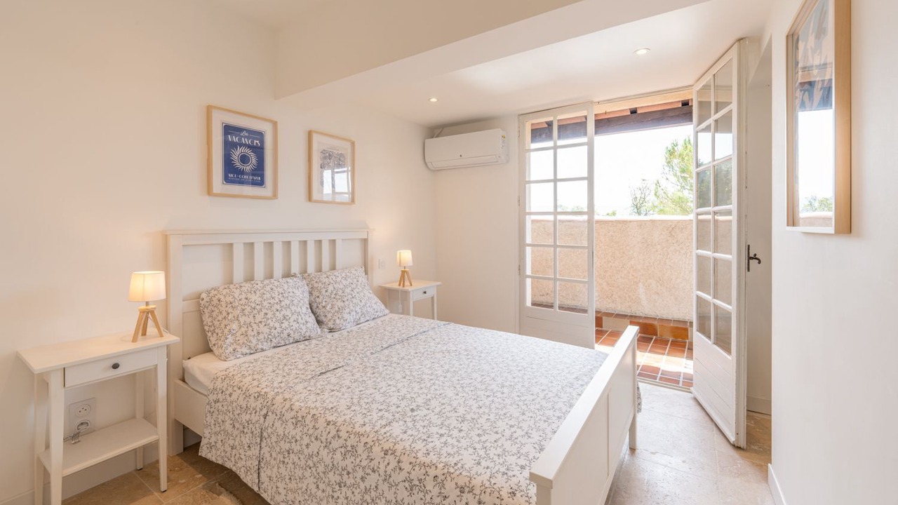 Photo of Bedroom in Limoux
