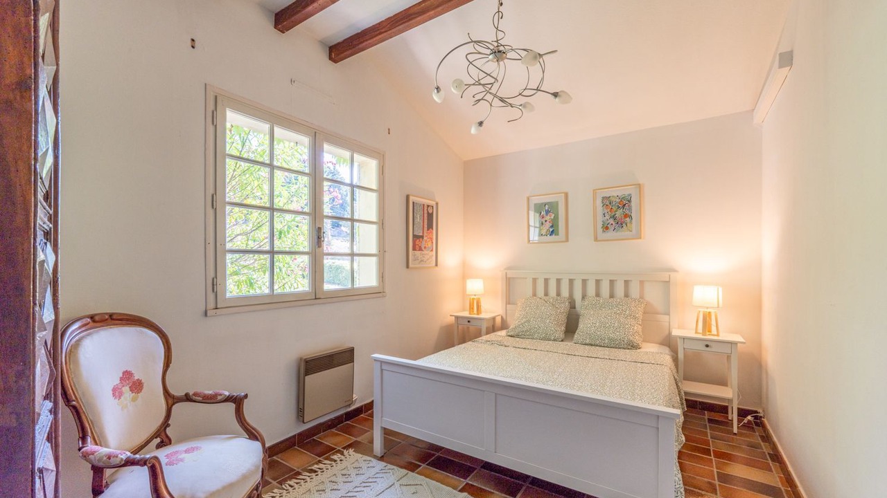 Photo of Bedroom in Limoux