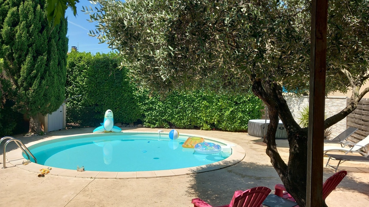 Photo of Outdoor in Courthezon