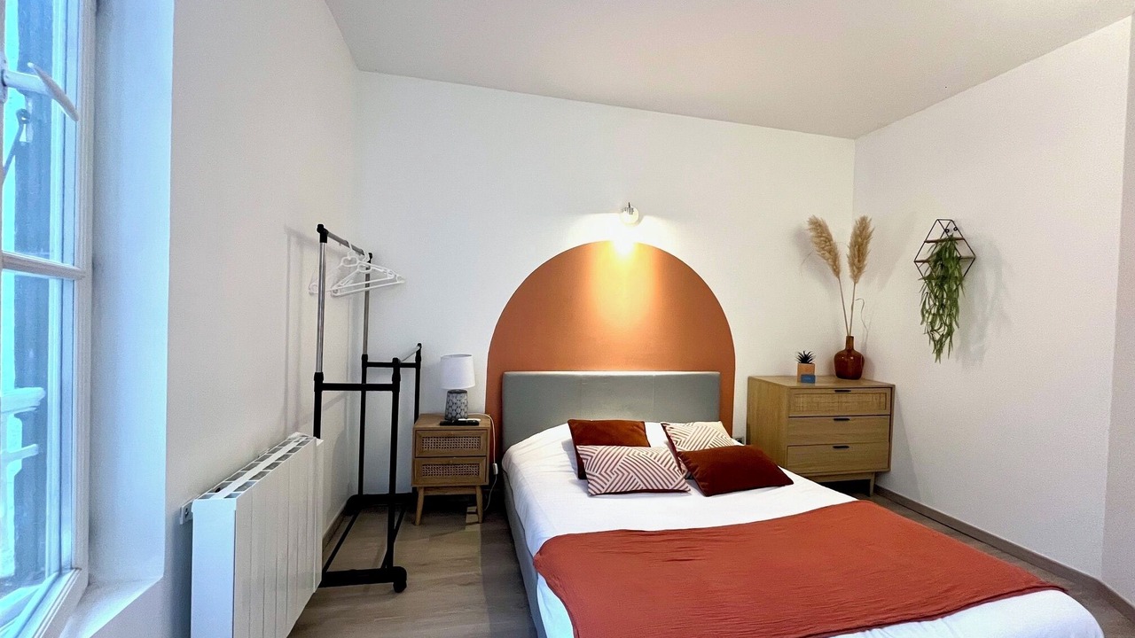 Photo of Bedroom in Sens