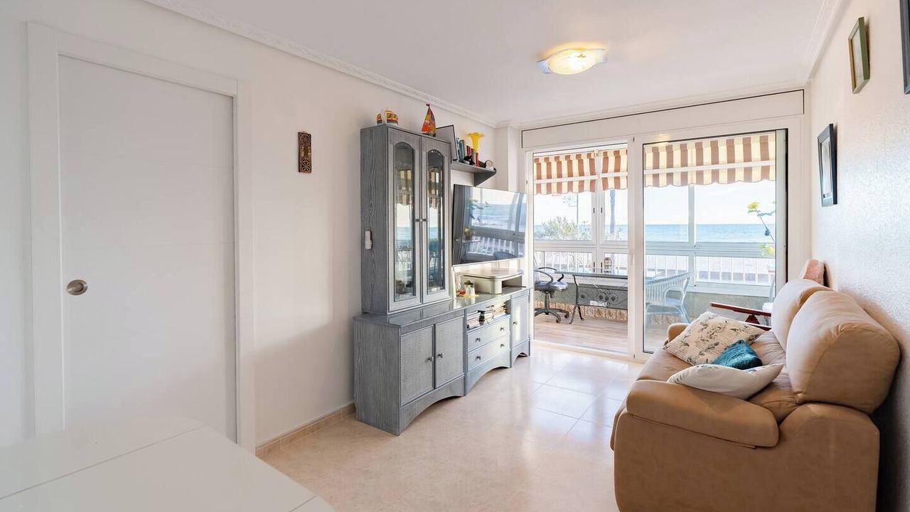 Photo of Livingroom in Cunit