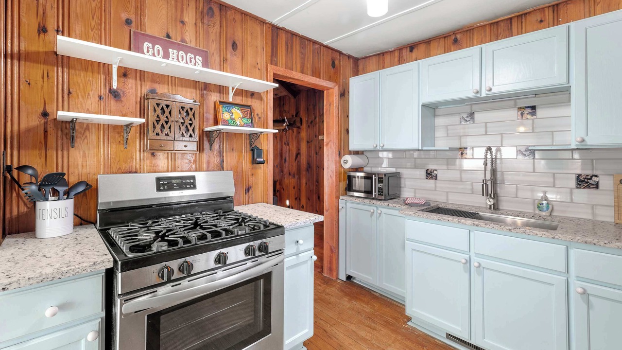 Photo of Kitchen in Rockaway Beach