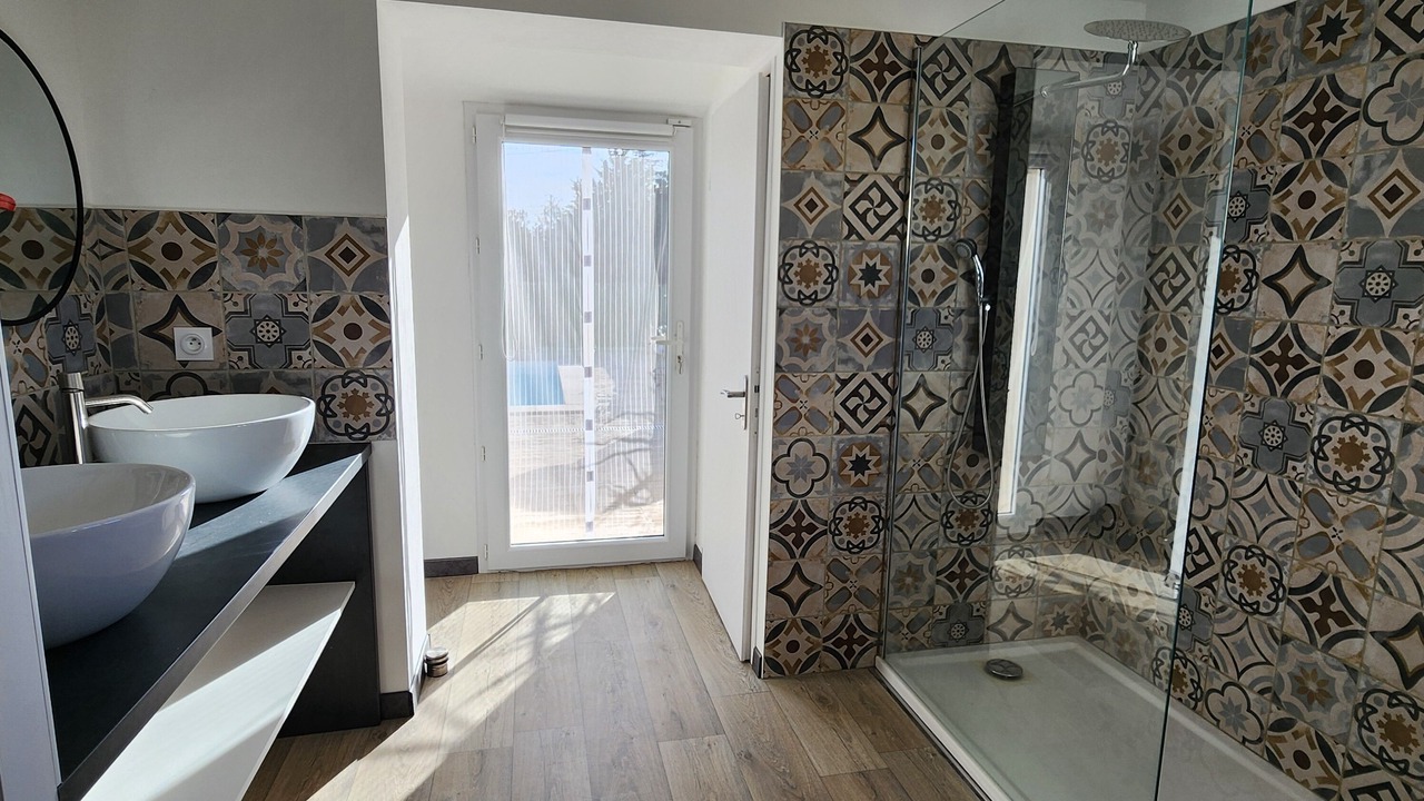 Photo of Bathroom in Saint-Laurent-La-Vernede