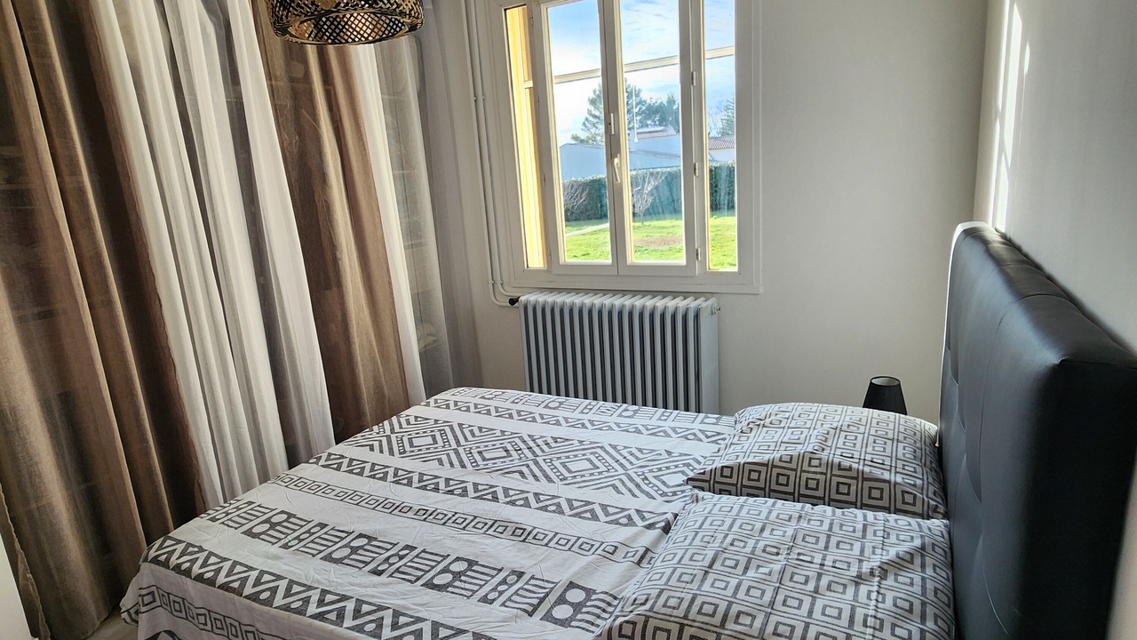 Photo of Bedroom in Saint-Laurent-La-Vernede