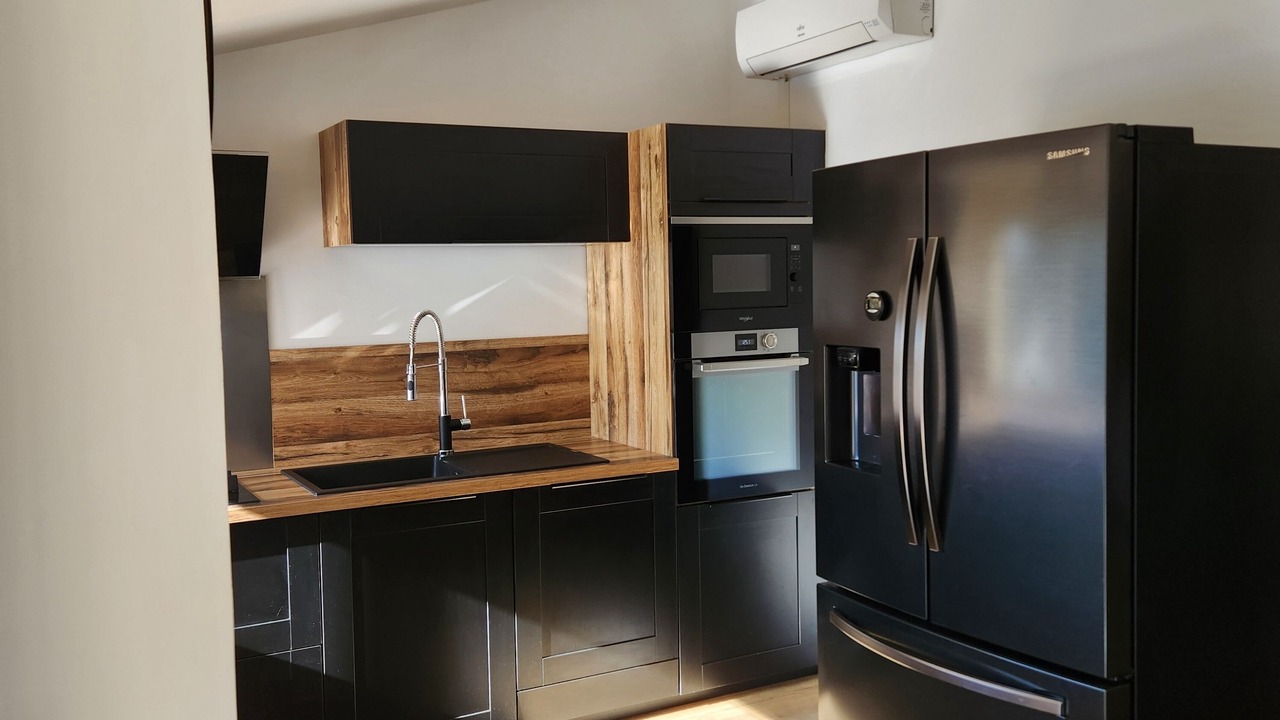 Photo of Kitchen in Saint-Laurent-La-Vernede
