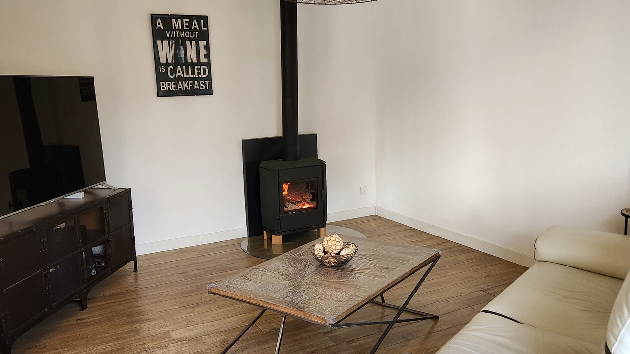 Photo of Livingroom in Saint-Laurent-La-Vernede