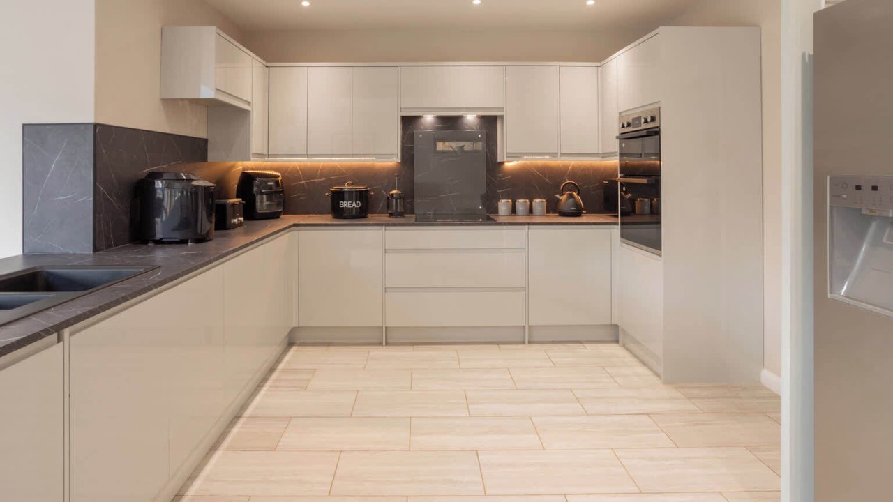 Photo of Others in Pottersbury