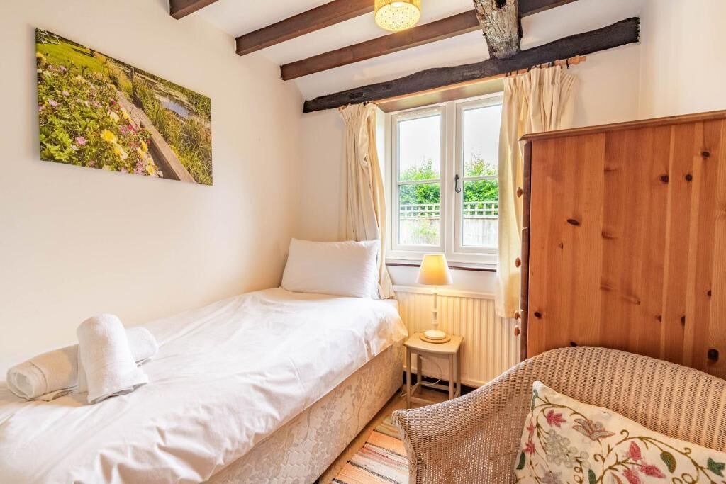 Photo of Others in Tuttington