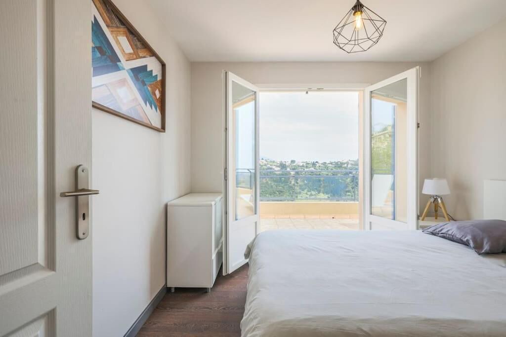 Photo of Bedroom in Saint Antoine