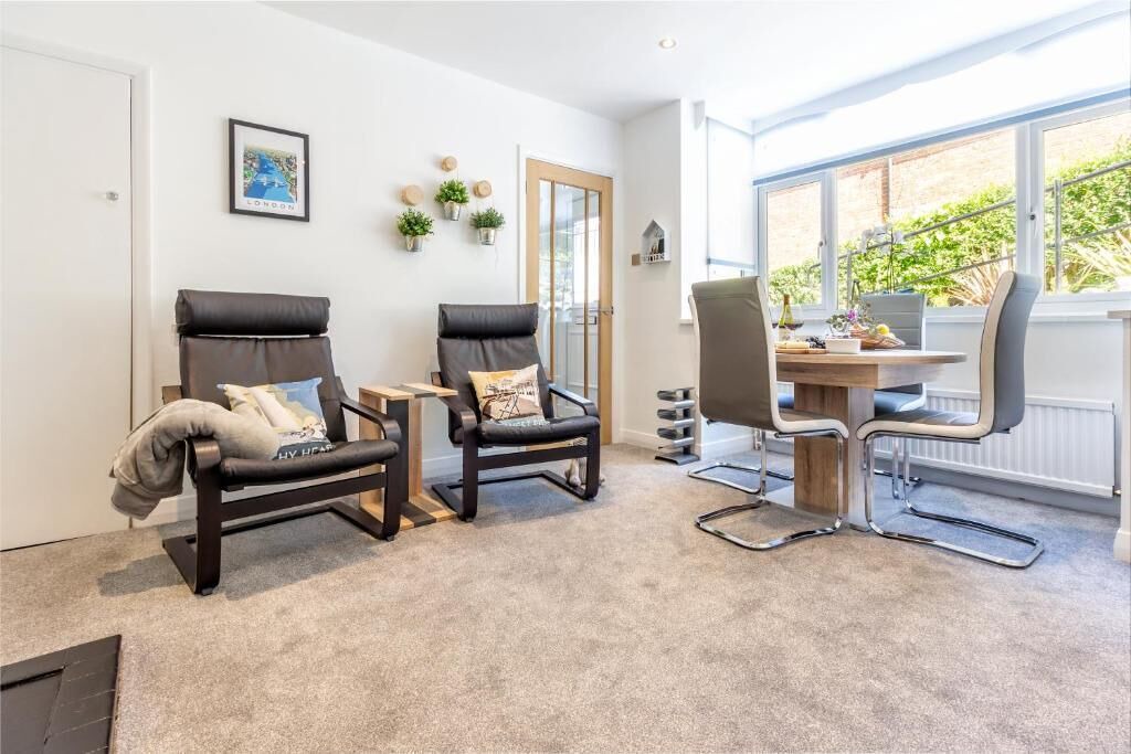 Photo of Others in Caterham