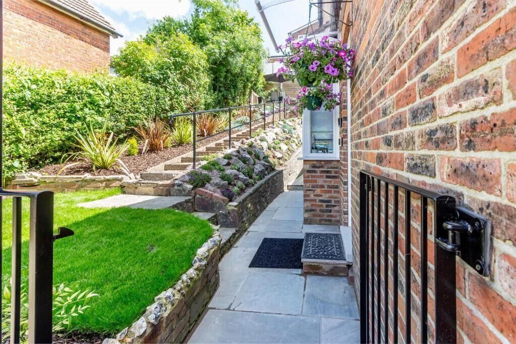 Photo of Others in Caterham