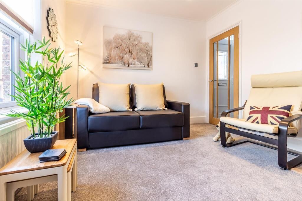 Photo of Others in Caterham