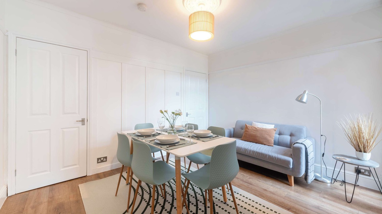 Photo of Others in Caversham