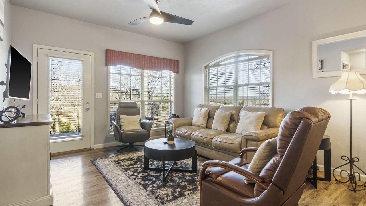 Photo of Bedroom in Branson West