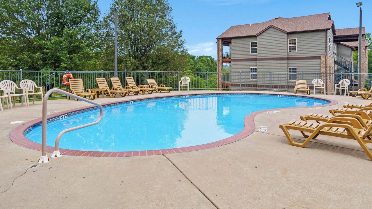 Photo of Outdoor in Branson West