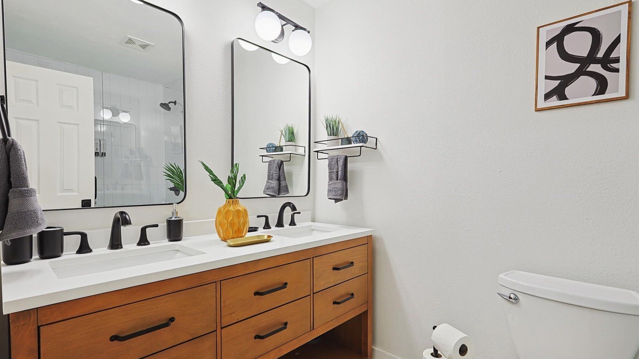 Photo of Bathroom in Plano