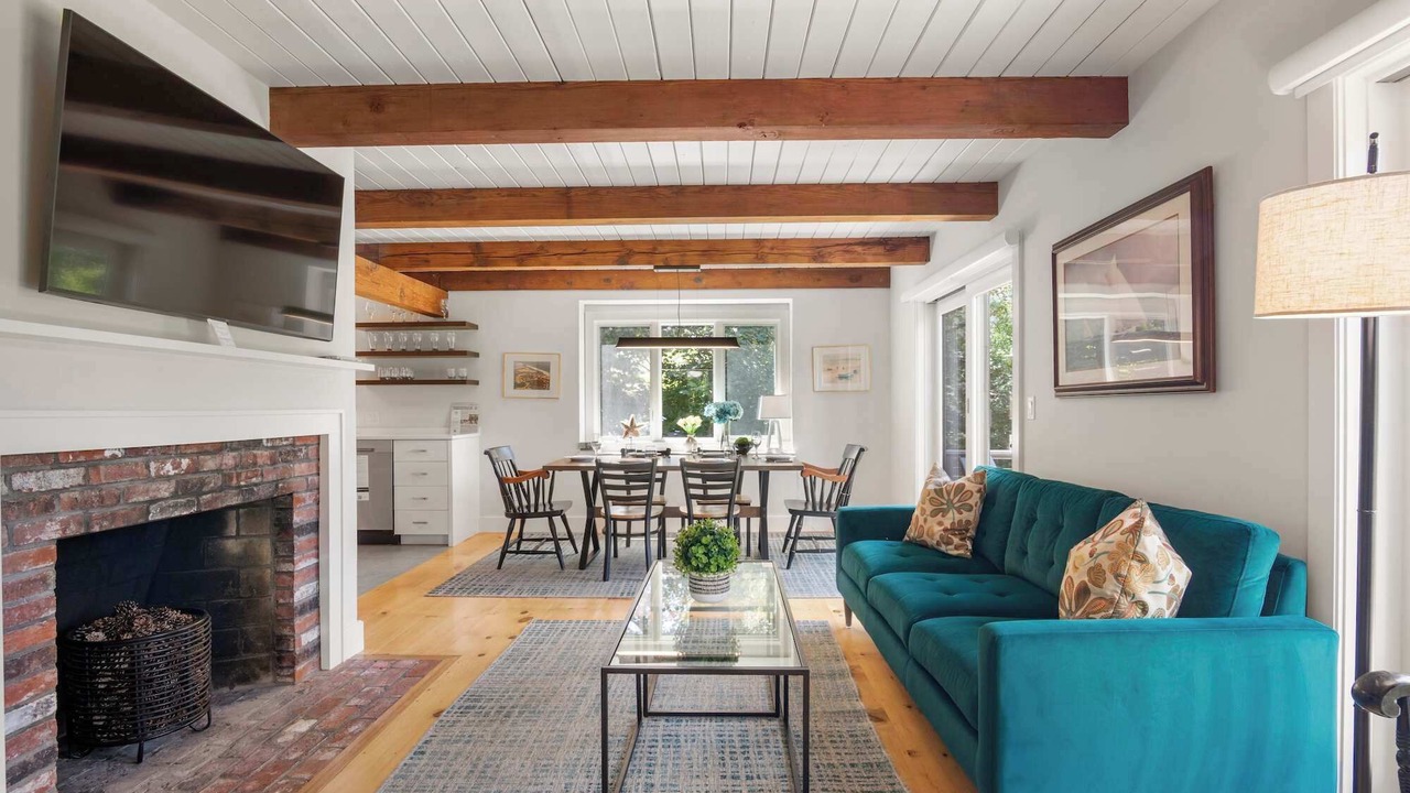 Photo of Livingroom in East Orleans