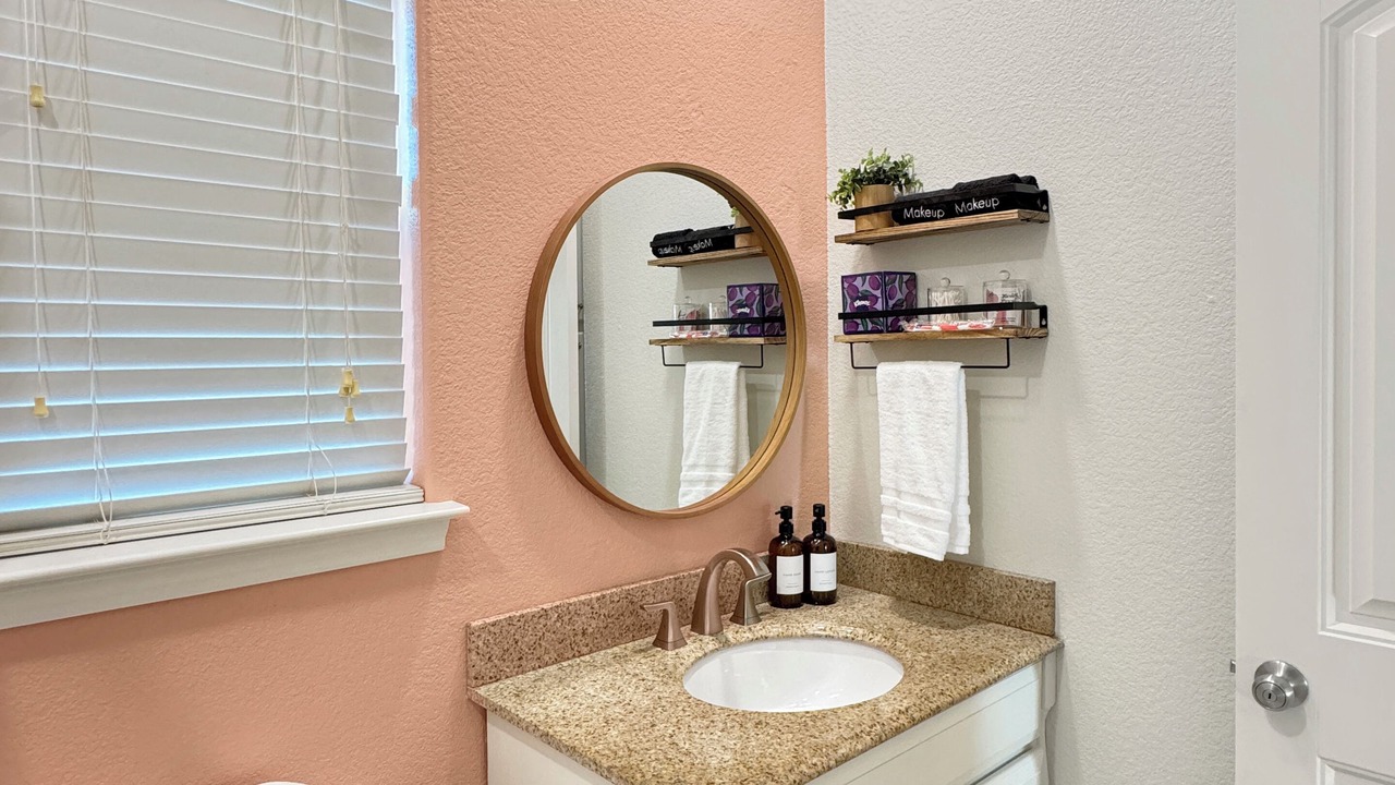 Photo of Bathroom in Port Bolivar