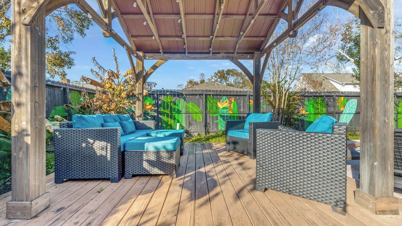 Photo of Patio Balcony in Meadows Place