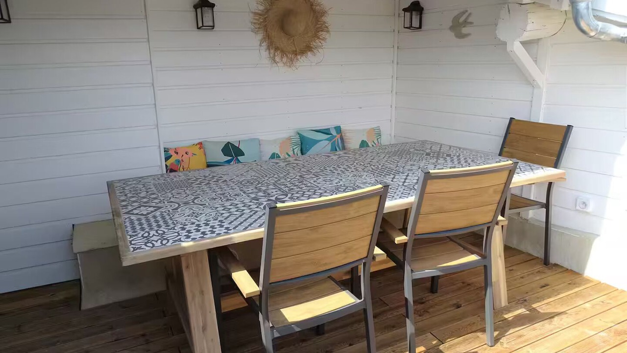 Photo of Outdoor in Chateauneuf-de-Gadagne