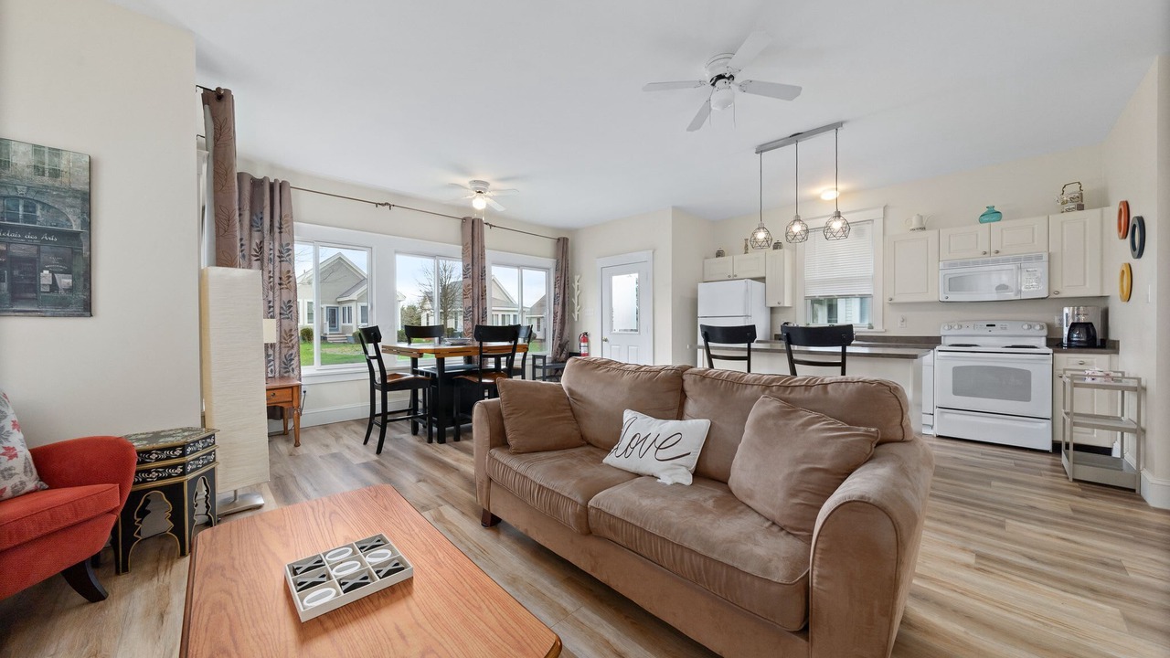 Photo of Livingroom in Cherry Valley
