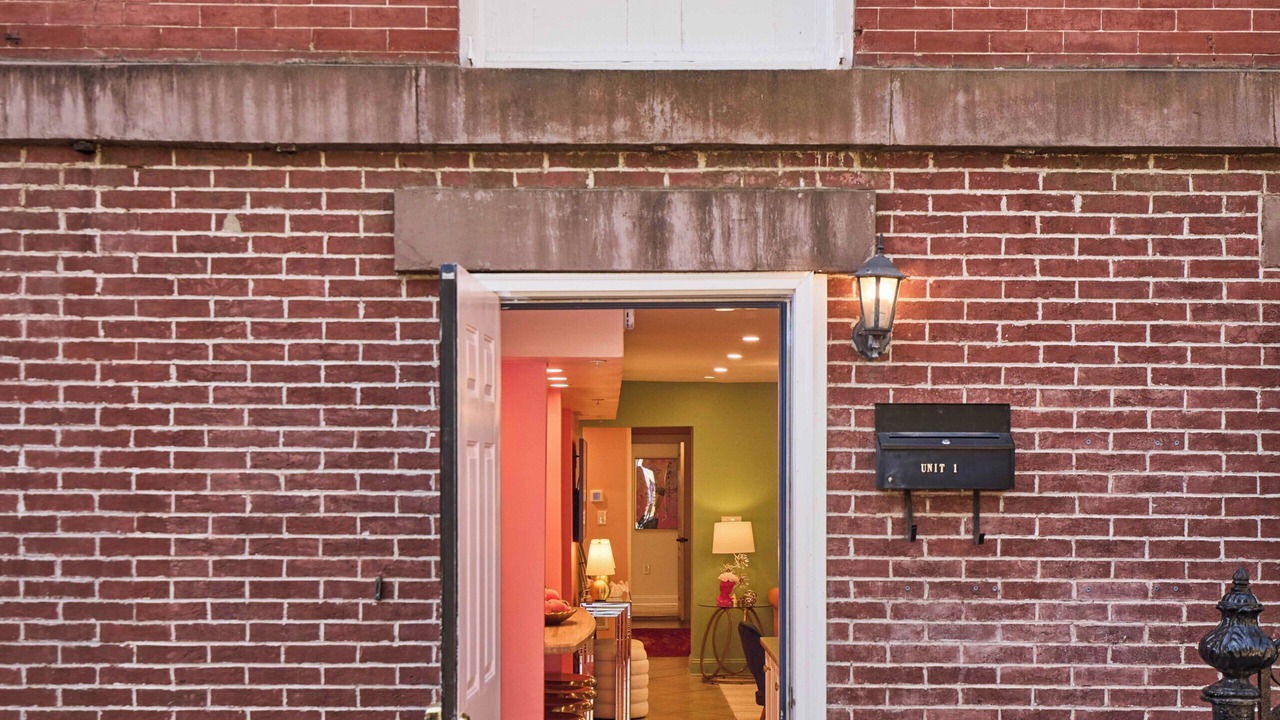 Photo of Others in Historic District - North