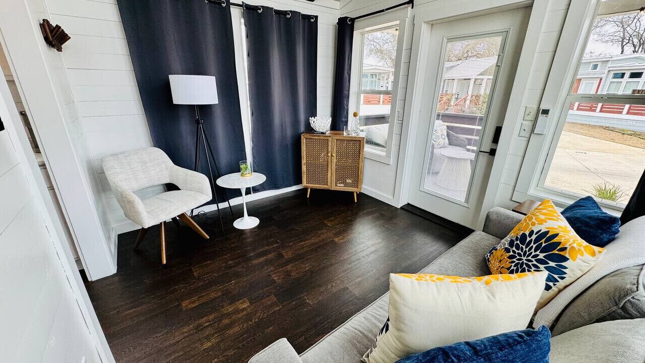 Photo of Livingroom in Austin