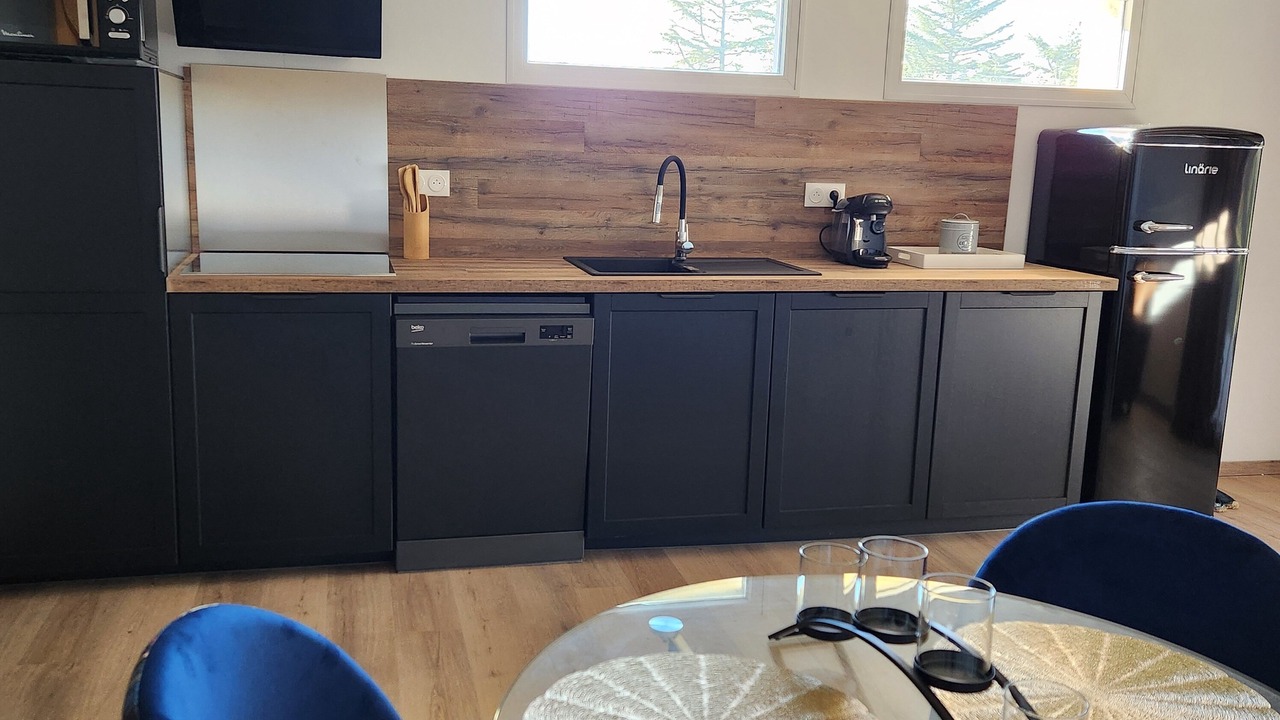 Photo of Kitchen in Saint-Laurent-La-Vernede