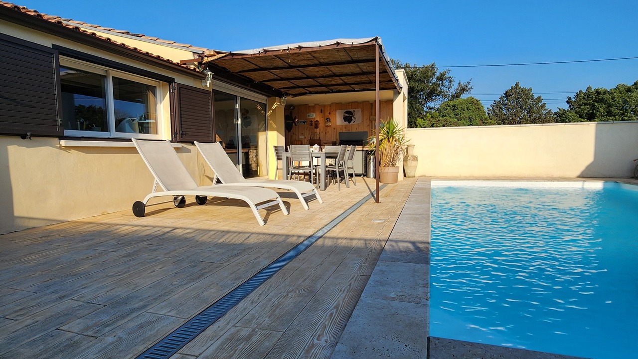 Photo of Outdoor in Saint-Laurent-La-Vernede