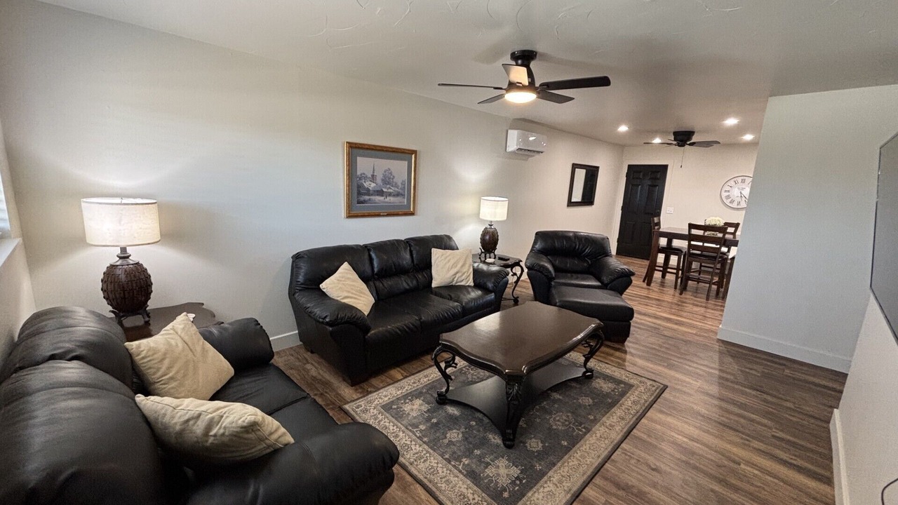 Photo of Livingroom in Seminole