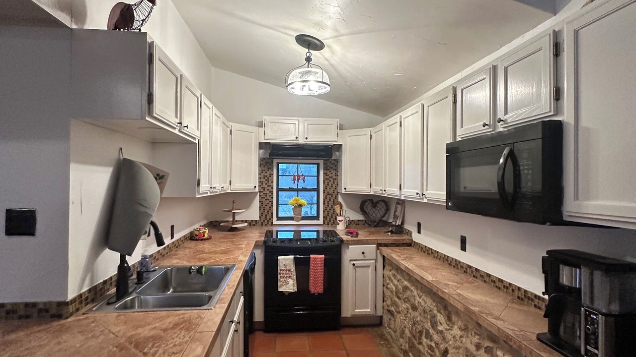 Photo of Kitchen in Castroville