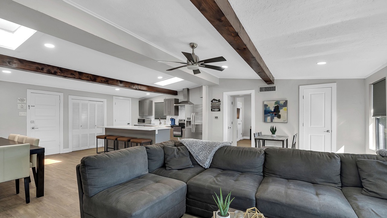 Photo of Livingroom in Gladewater