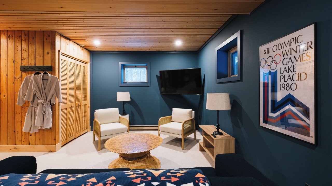 Photo of Others in Jay