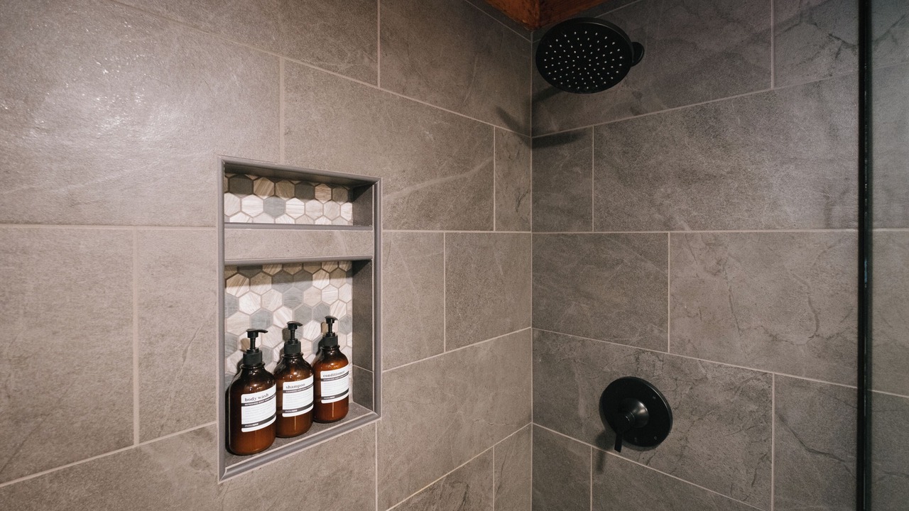 Photo of Bathroom in Jay