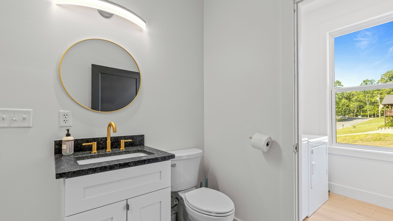 Photo of Bathroom in Flintstone