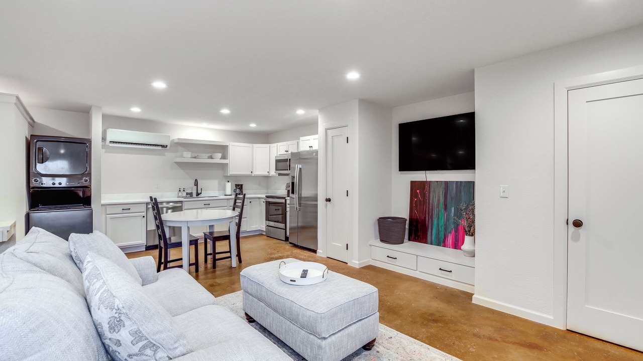 Photo of Livingroom in Owasso