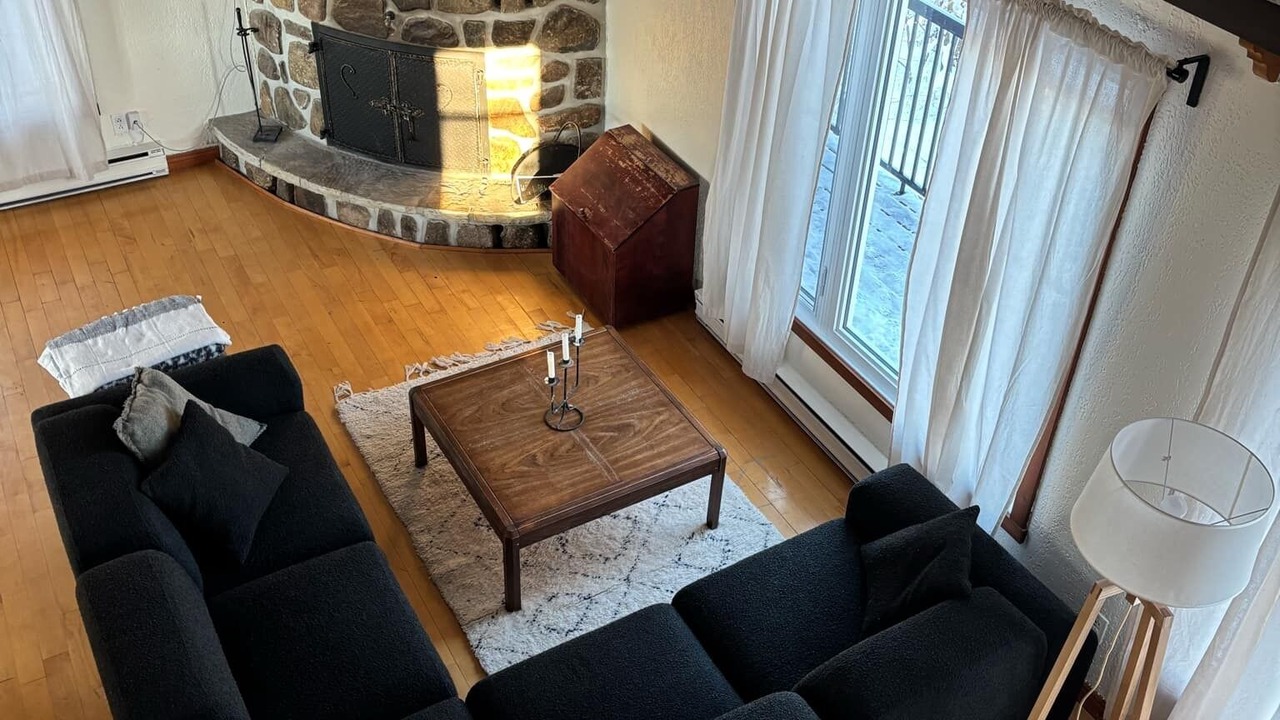 Photo of Livingroom in St-Adolphe-d'Howard